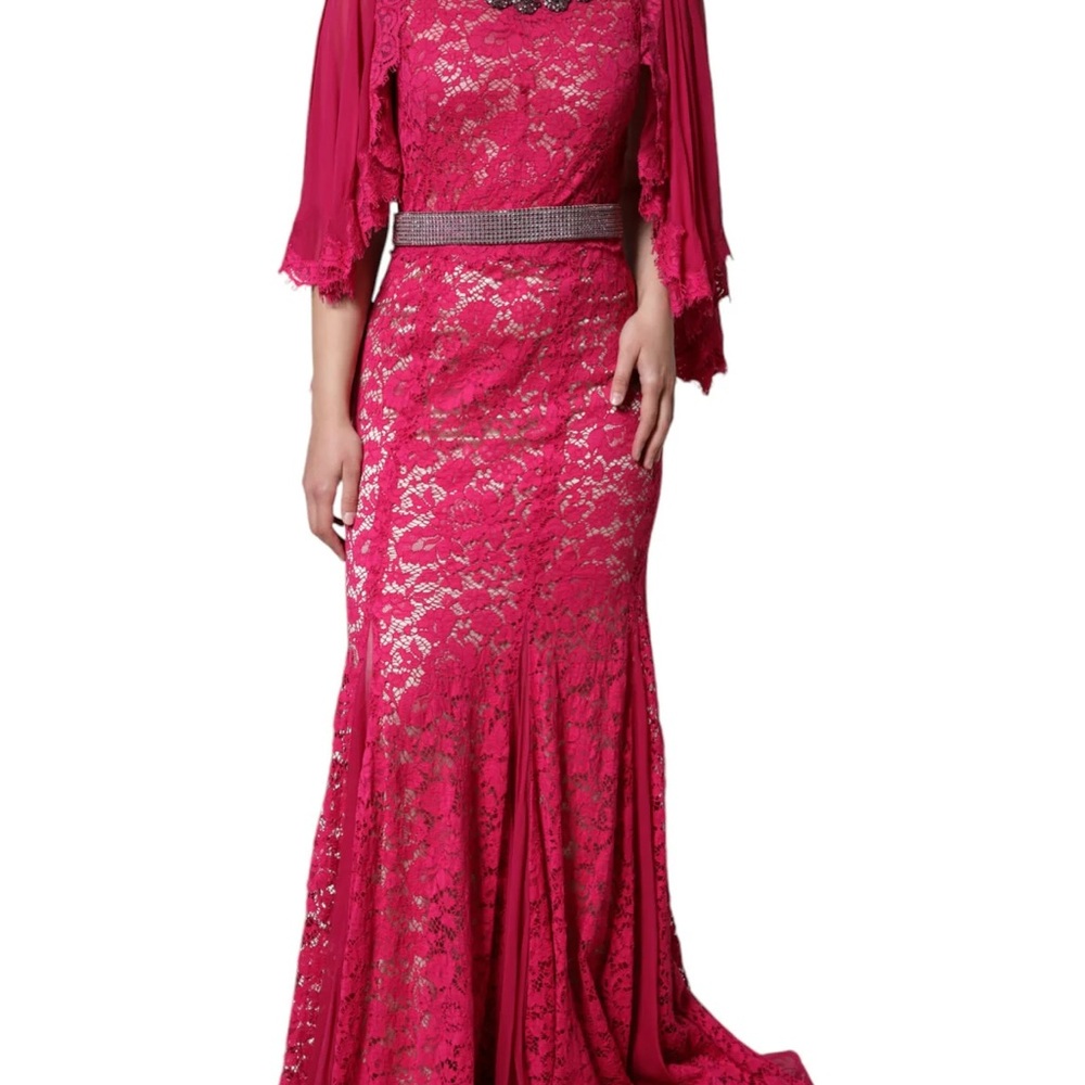 Elegant Pink Lace Evening Gown